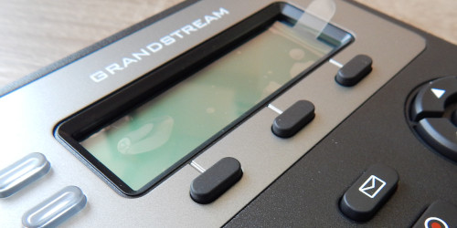 У нас вы можете купить IP-телефоны Grandstream GXP-1610